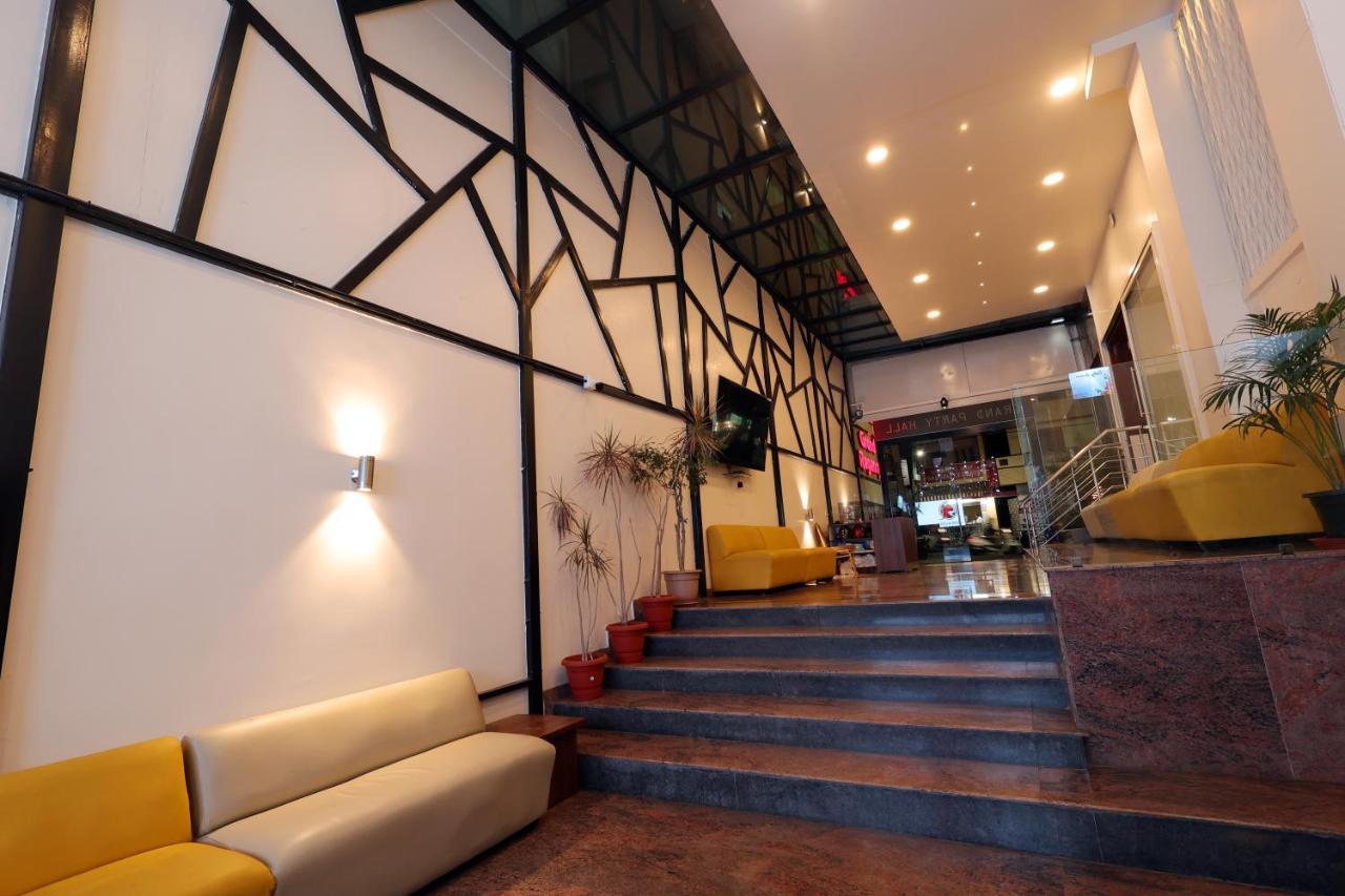 ホテル Grand Regency Rajajinagar, Iskcon Temple - Wtc バンガロール エクステリア 写真