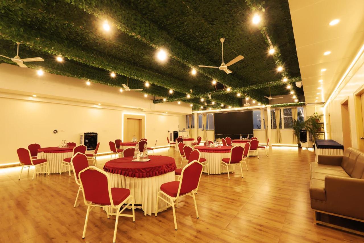 ホテル Grand Regency Rajajinagar, Iskcon Temple - Wtc バンガロール エクステリア 写真